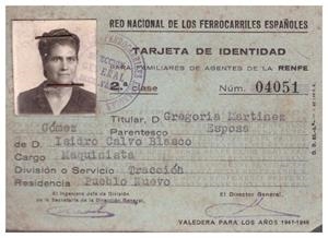 TARJETA DE IDENTIDAD PARA FAMILIARES DE AGENTES DE LA RENFE | 9999900212327 | Libros antiguos y de segunda mano con historia